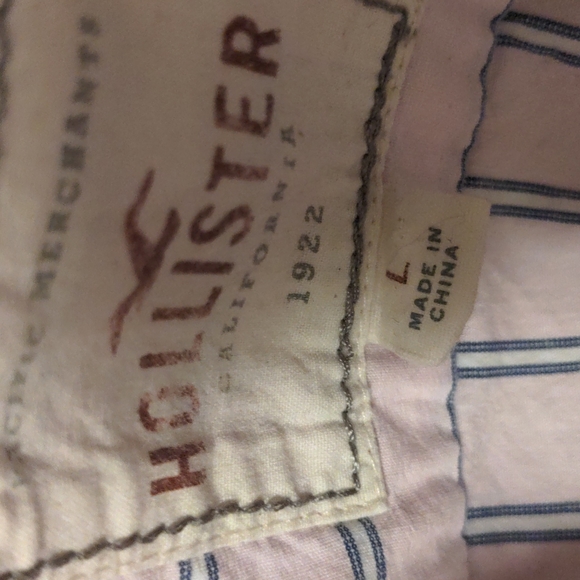 Pink Hollister Stretch Button Down *EUC* - Picture 3 of 7